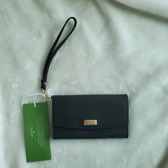 kate spade Handbags - NWT ❤ Kate Spade Wallet and Phone Holder